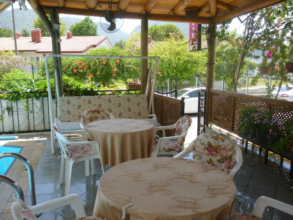 Cicek Hotel & Apartments Fethiye Exterior photo